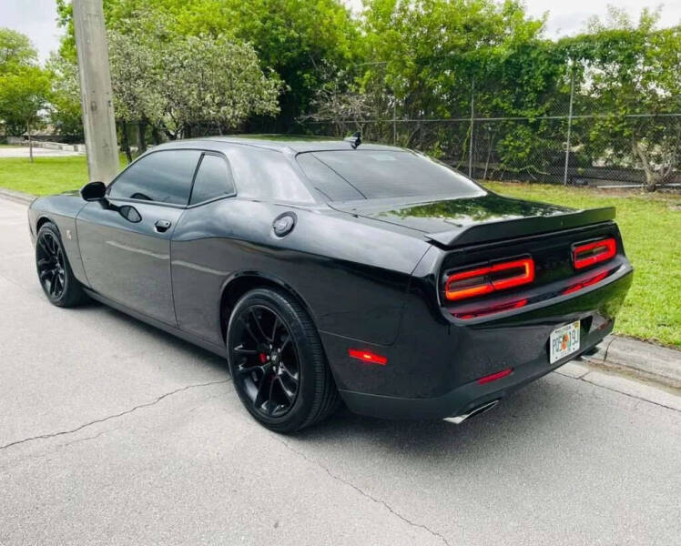 2022 Dodge Challenger