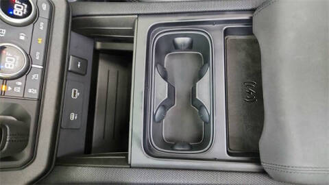 2023 Land Rover Defender 90 75th Anniversary Edition