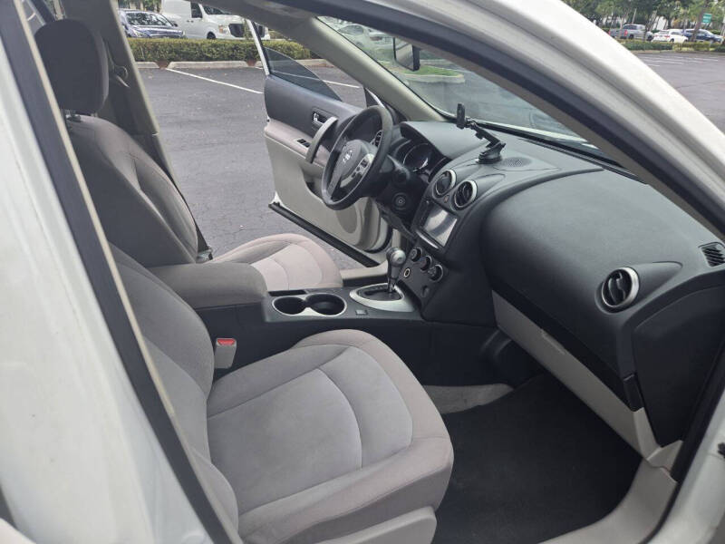2014 Nissan Rogue Select S
