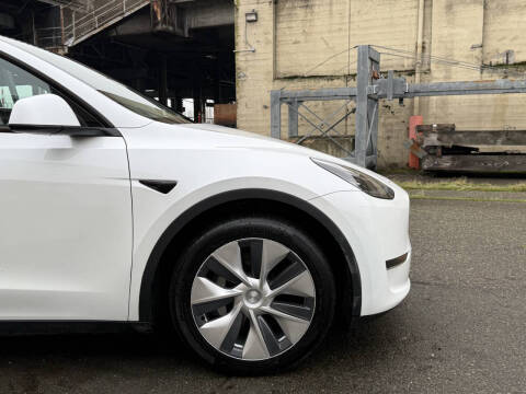 2020 Tesla Model Y Long Range