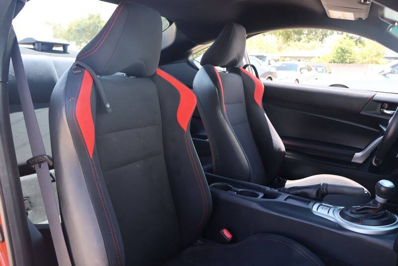 2015 Scion FR-S