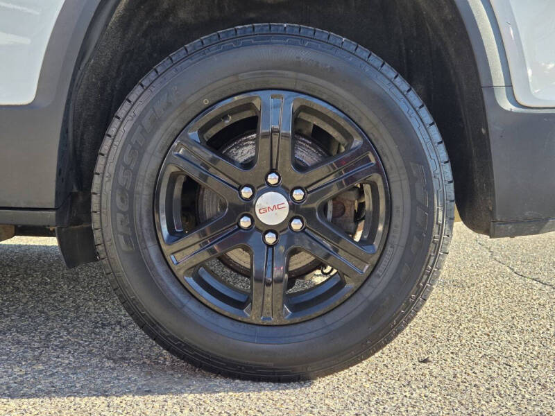 2017 GMC Acadia SLE-1