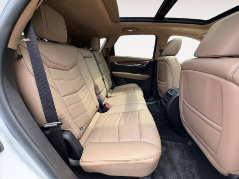 2018 Cadillac XT5 Platinum