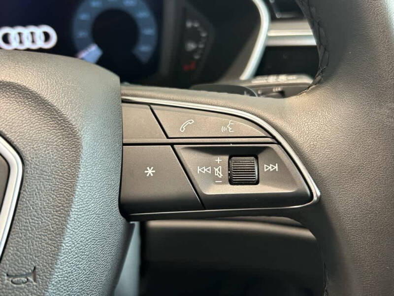 2025 Audi Q3 quattro S line Premium 45 TFSI