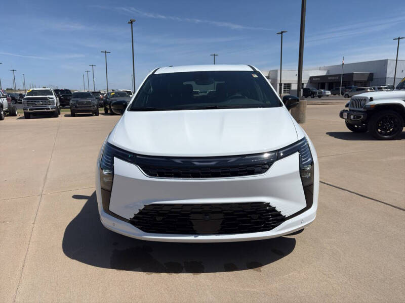 2027 Chrysler Pacifica Select