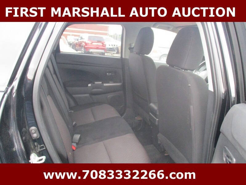 2019 Mitsubishi Outlander ES