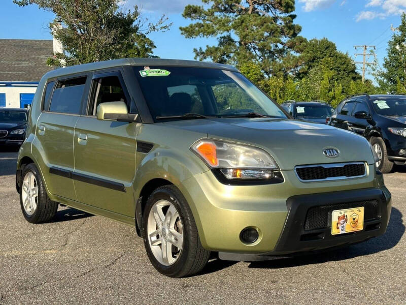 2010 Kia Soul +