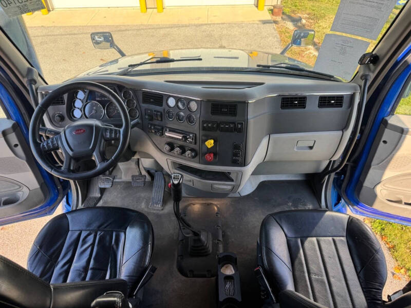 2019 Peterbilt 579