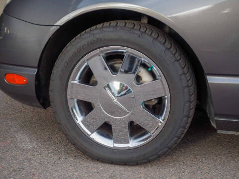 2003 Ford Thunderbird