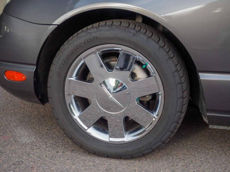 2003 Ford Thunderbird