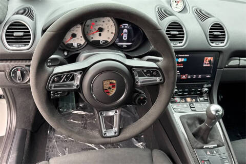 2023 Porsche 718 Cayman GTS 4.0