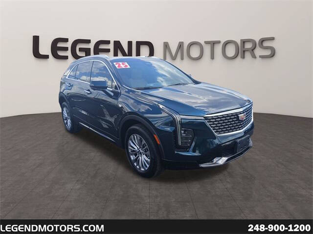 2025 Cadillac XT4 Premium Luxury