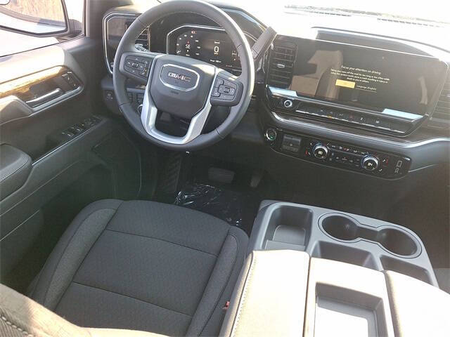 2026 GMC Sierra 1500 Elevation Standard