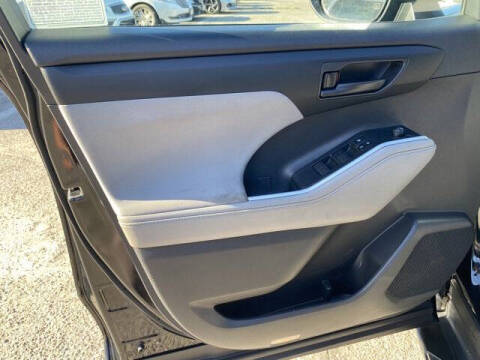 2020 Toyota Highlander L