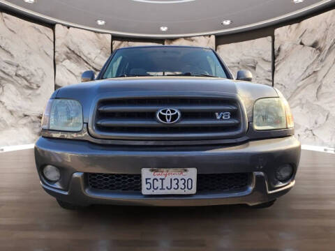 2003 Toyota Sequoia SR5