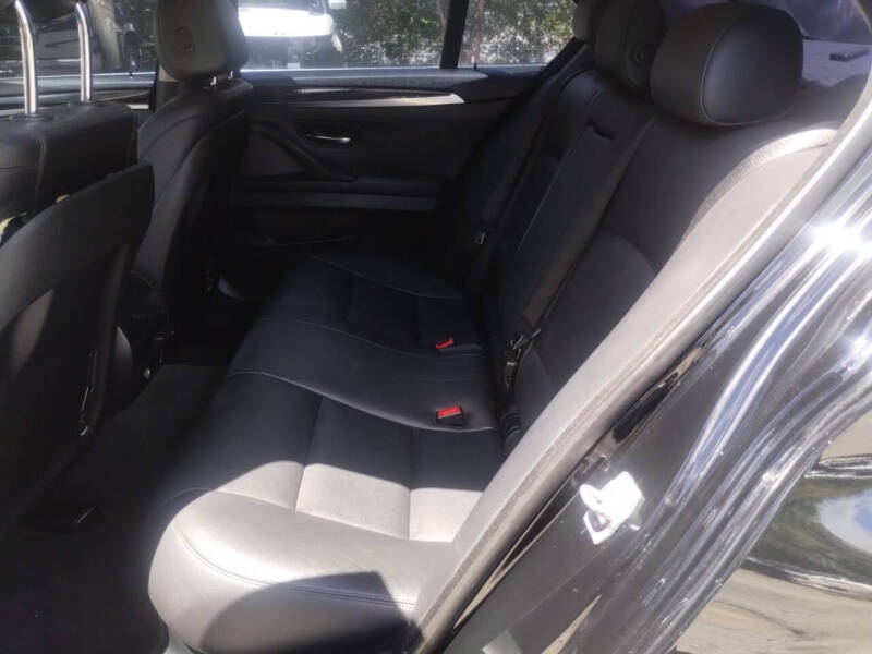 2016 BMW 5 Series 528i