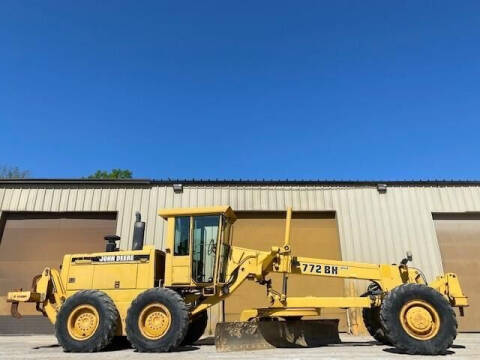 1993 John Deere 772BH