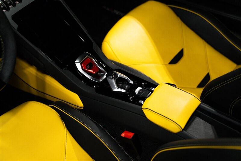 2023 Lamborghini Huracan EVO Spyder