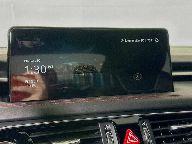 2023 Genesis G70