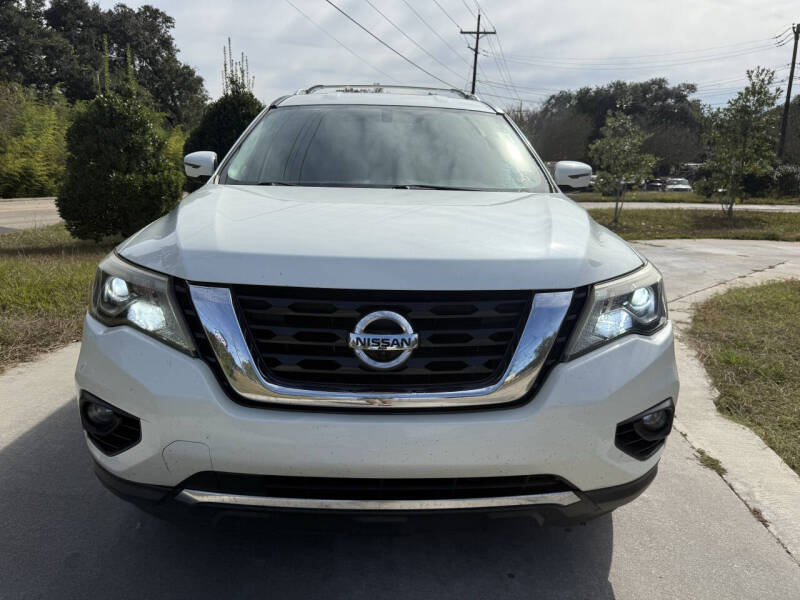 2017 Nissan Pathfinder SL
