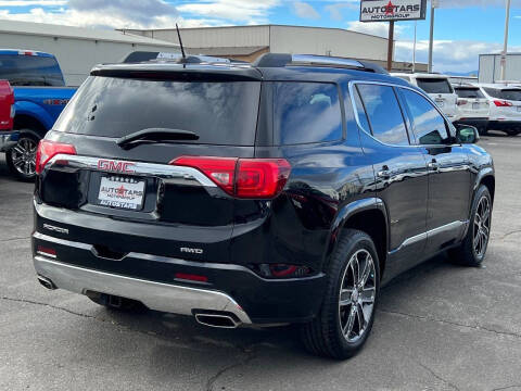 2017 GMC Acadia Denali