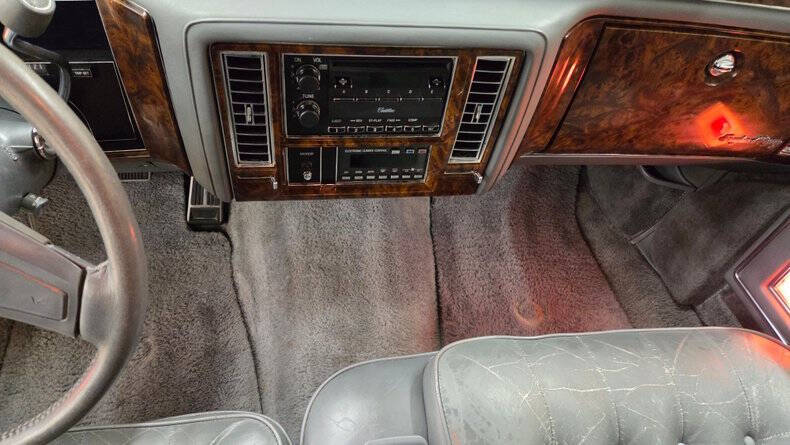 1990 Cadillac Brougham