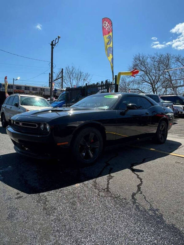 2015 Dodge Challenger SXT