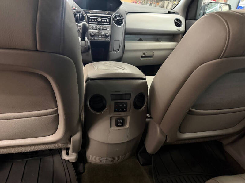 2015 Honda Pilot EX-L - Photo 10