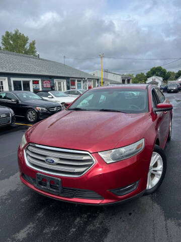 2014 Ford Taurus SEL