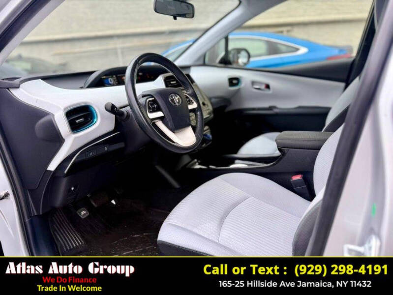 2016 Toyota Prius