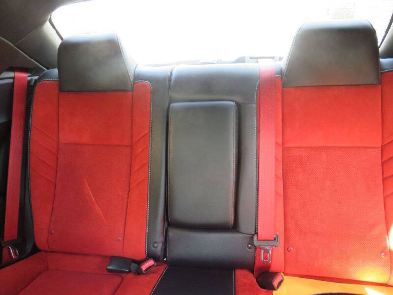 2015 Dodge Challenger SRT Hellcat