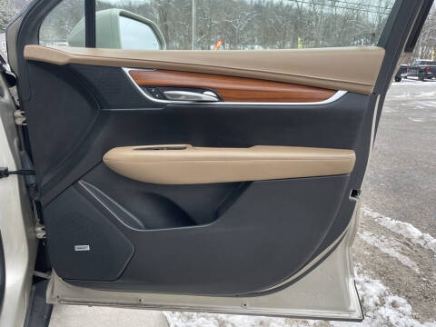 2017 Cadillac XT5 Platinum