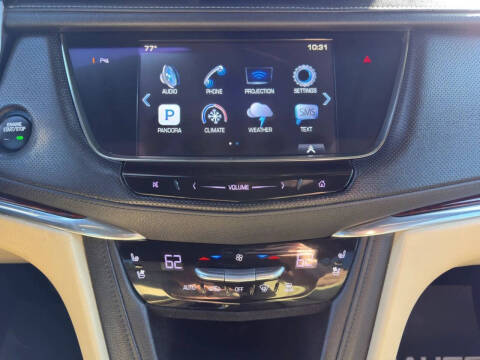 2017 Cadillac XT5 Premium Luxury