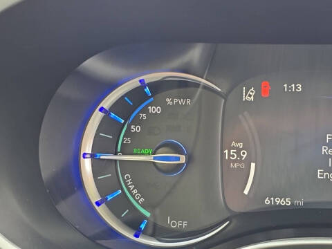 2024 Chrysler Pacifica Plug-In Hybrid Select