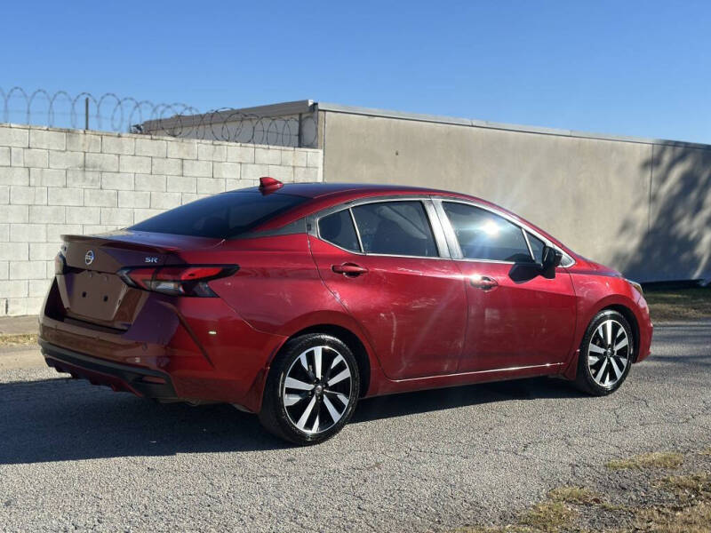 2021 Nissan Versa SR
