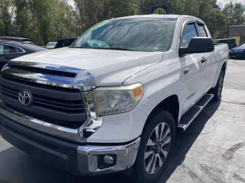 2014 Toyota Tundra SR5