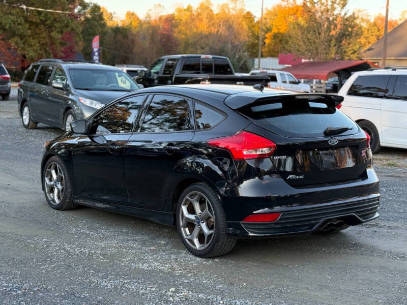 2018 Ford Focus ST
