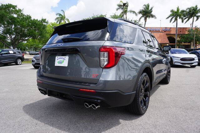 2023 Ford Explorer ST