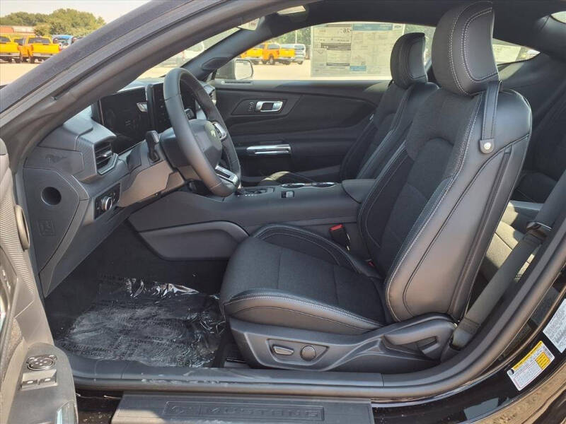 2025 Ford Mustang EcoBoost