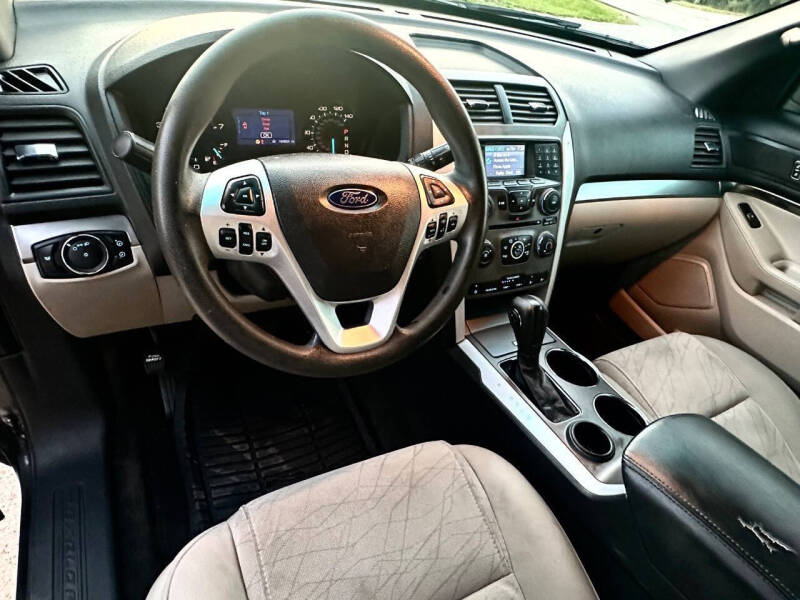 2013 Ford Explorer
