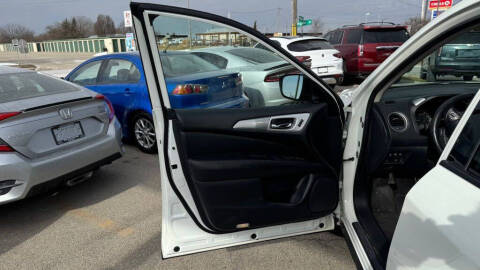 2019 Nissan Pathfinder SL