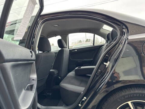 2017 Mitsubishi Lancer ES