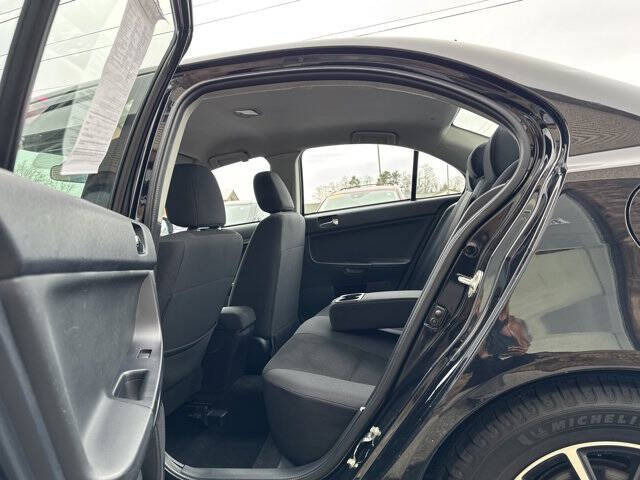 2017 Mitsubishi Lancer ES