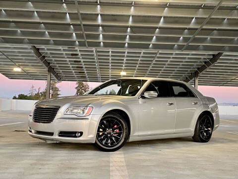 2012 Chrysler 300 for sale at Ronnie Motors LLC in San Jose CA