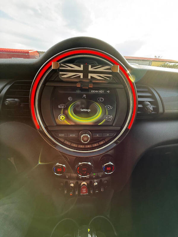 2016 MINI Hardtop 2 Door Cooper