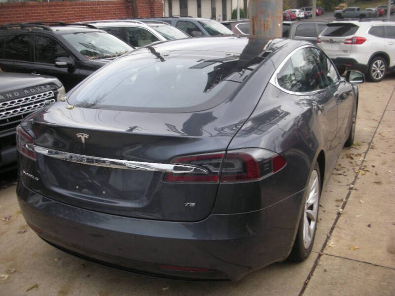2016 Tesla Model S 70