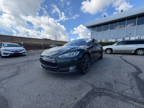 2014 Tesla Model S P85