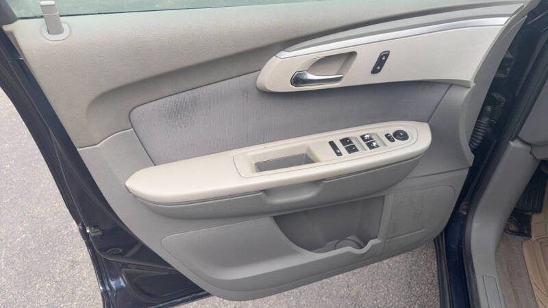 2012 Chevrolet Traverse LS