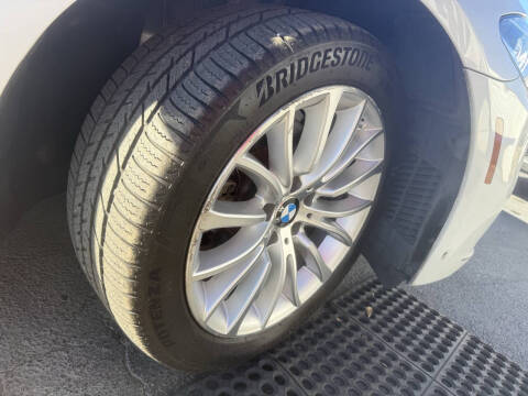 2016 BMW 5 Series 528i