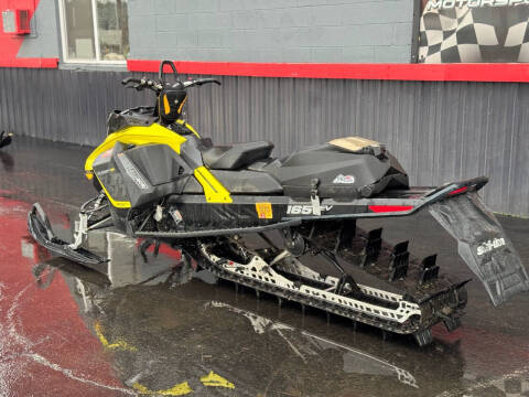 2017 Ski-Doo Summit 850 SP 165